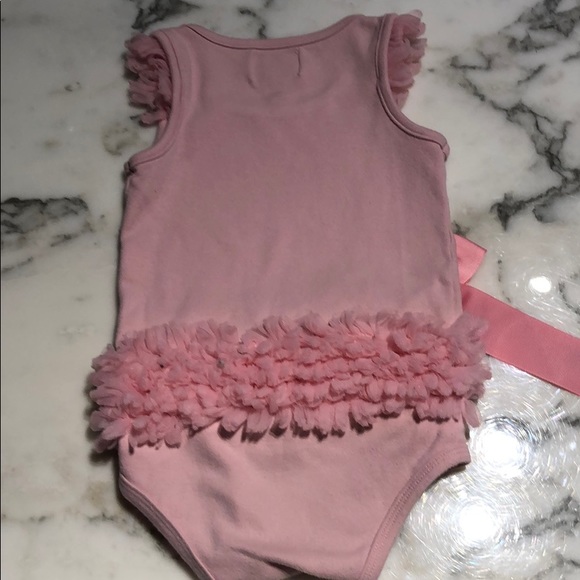 Mudpie pink onesie with ruffle and bow - Picture 5 of 7